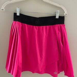 ALO Yoga Aces Women's Pink Pleated Skirt Size Medium